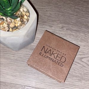 Urban Decay Highlighter